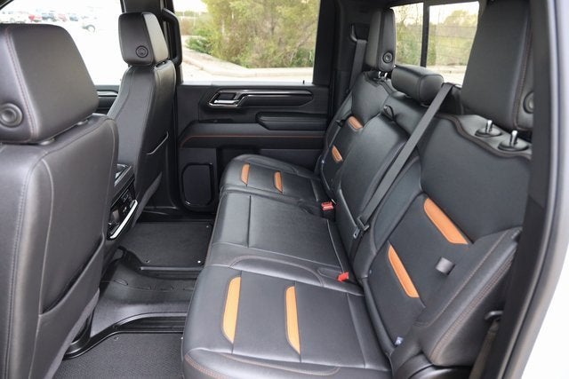 2025 GMC Sierra 3500 HD AT4