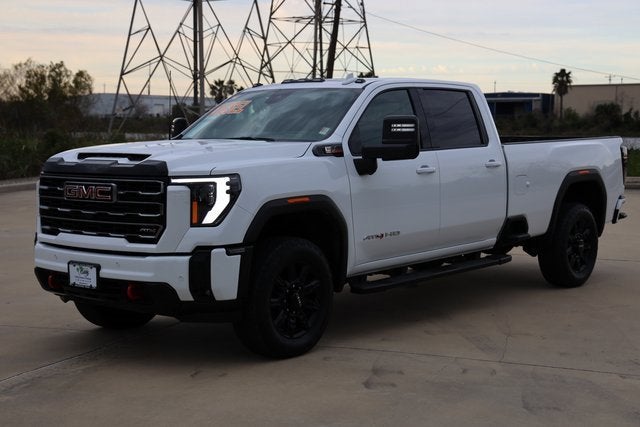 2025 GMC Sierra 3500 HD AT4