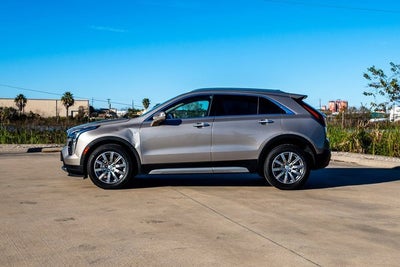 2022 Cadillac XT4 Premium Luxury
