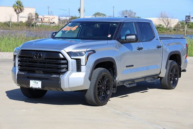 2024 Toyota Tundra 4WD SR5