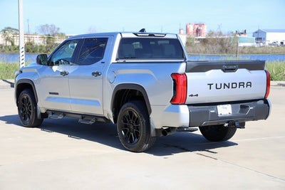 2024 Toyota Tundra 4WD SR5