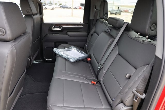 2025 GMC Sierra 2500 HD SLT