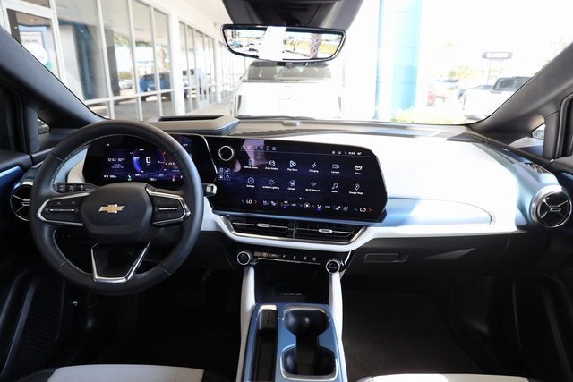 2025 Chevrolet Equinox EV LT