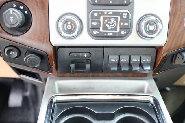 2016 Ford Super Duty F-250 SRW Lariat