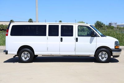 2017 Chevrolet Express Passenger 3500 LT