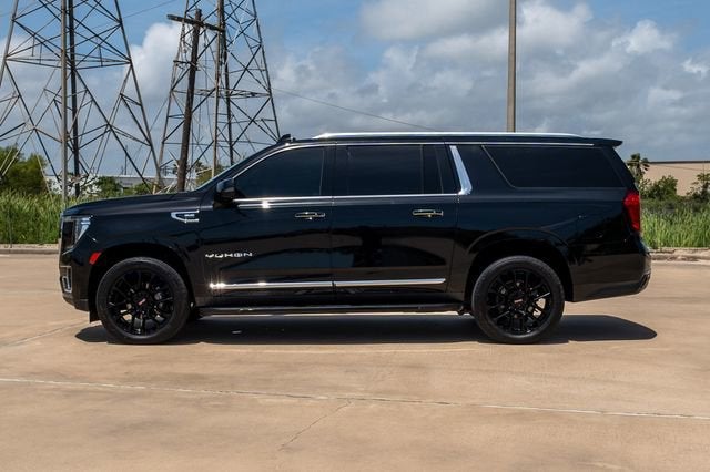 2022 GMC Yukon XL SLT