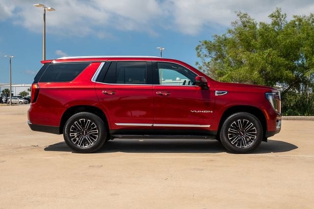 2025 GMC Yukon Elevation
