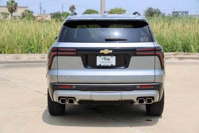 2024 Chevrolet Traverse LT