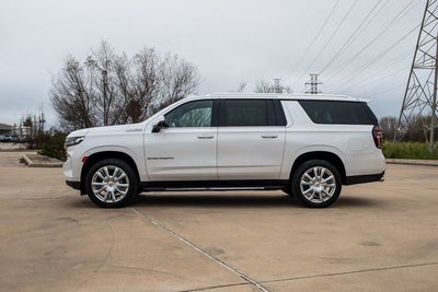 2022 Chevrolet Suburban High Country