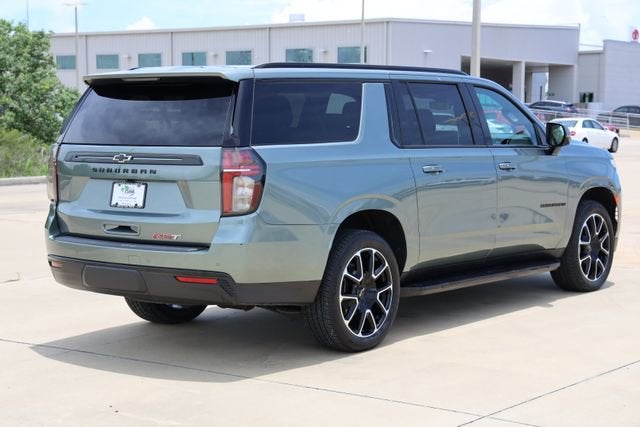 2023 Chevrolet Suburban RST