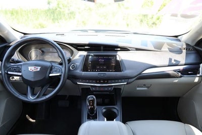 2021 Cadillac XT4 FWD Luxury