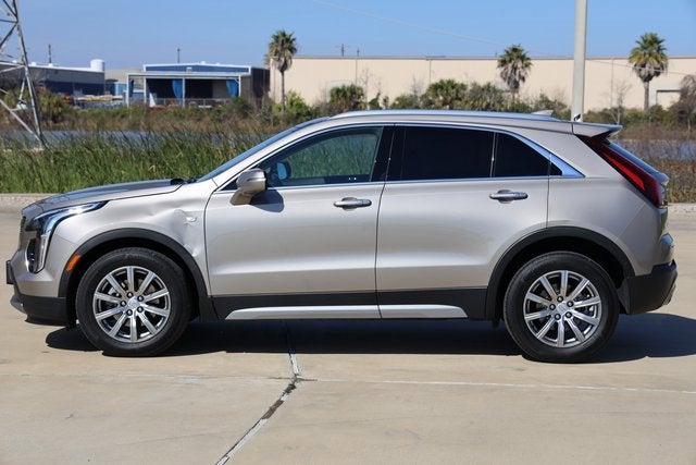 2022 Cadillac XT4 Premium Luxury