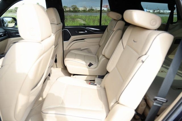 2022 Cadillac Escalade Premium Luxury