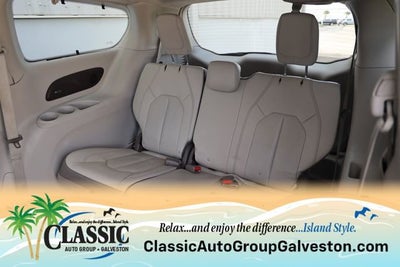 2018 Chrysler Pacifica Touring L