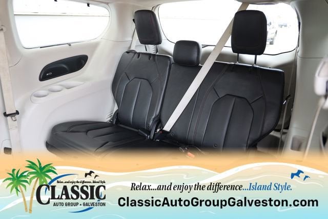 2019 Chrysler Pacifica Touring L Plus