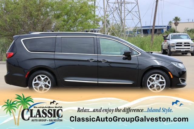 2019 Chrysler Pacifica Touring L Plus