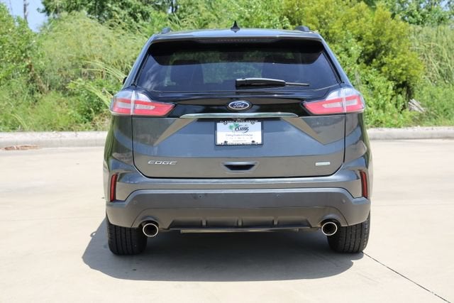2020 Ford Edge SE