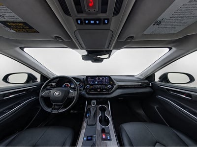 2021 Toyota Highlander Hybrid Platinum