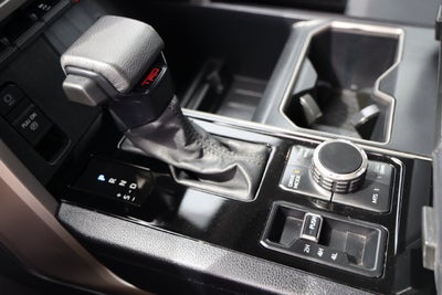 2022 Toyota Tundra 4WD SR5