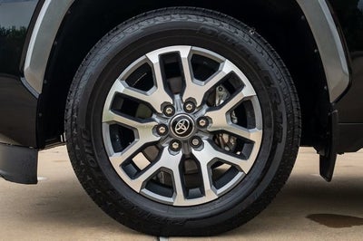 2025 Toyota Sequoia SR5