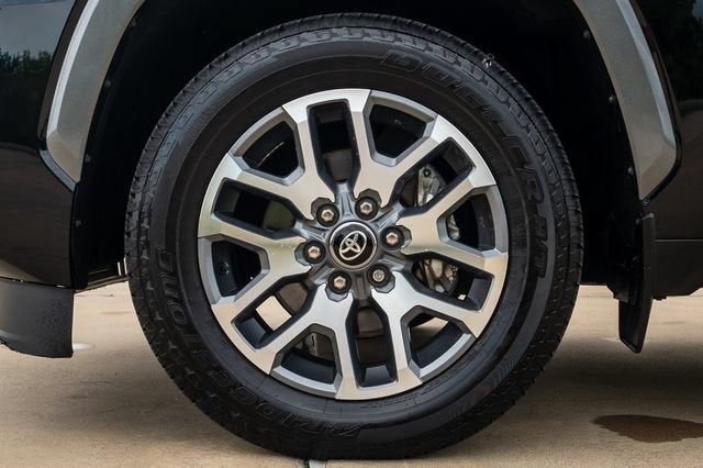 2025 Toyota Sequoia SR5