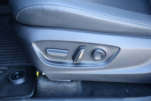 2025 Toyota Crown Signia XLE