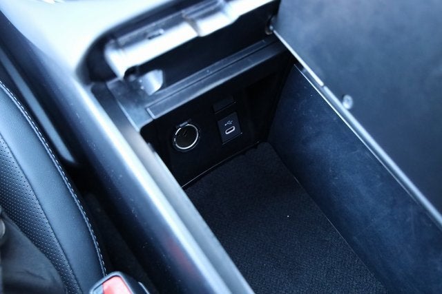 2025 Toyota Crown Signia XLE