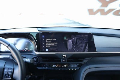 2025 Toyota Crown Signia XLE