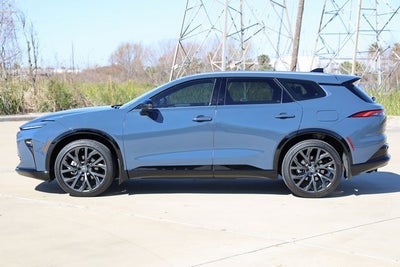 2025 Toyota Crown Signia XLE