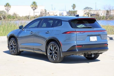 2025 Toyota Crown Signia XLE