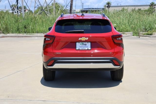 2026 Chevrolet Trax LT - Photo 7