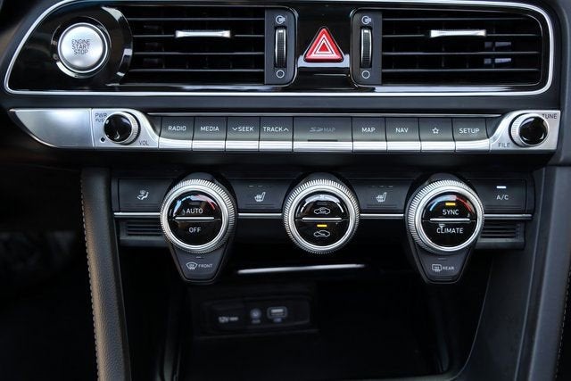 2020 Genesis G70 2.0T