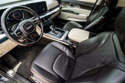 2023 Kia Carnival LX