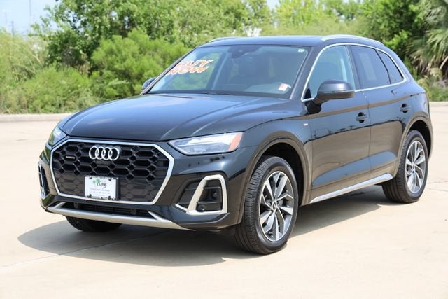 2022 Audi Q5 S line Premium Plus