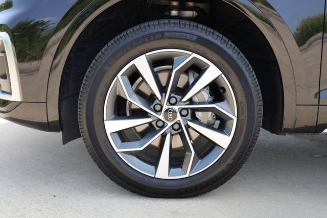 2022 Audi Q5 S line Premium Plus