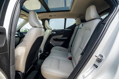 2019 Volvo XC40 Momentum